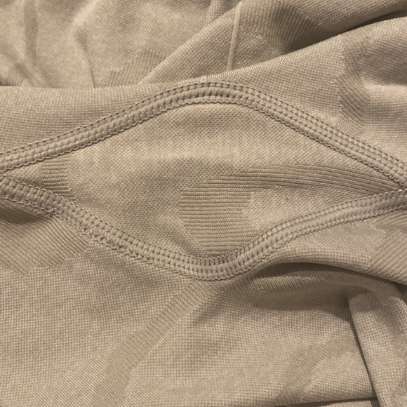 Pursue Fitness Sustainable Seamless Leggings
Cloud Grey size Large - Picture 14 of 15